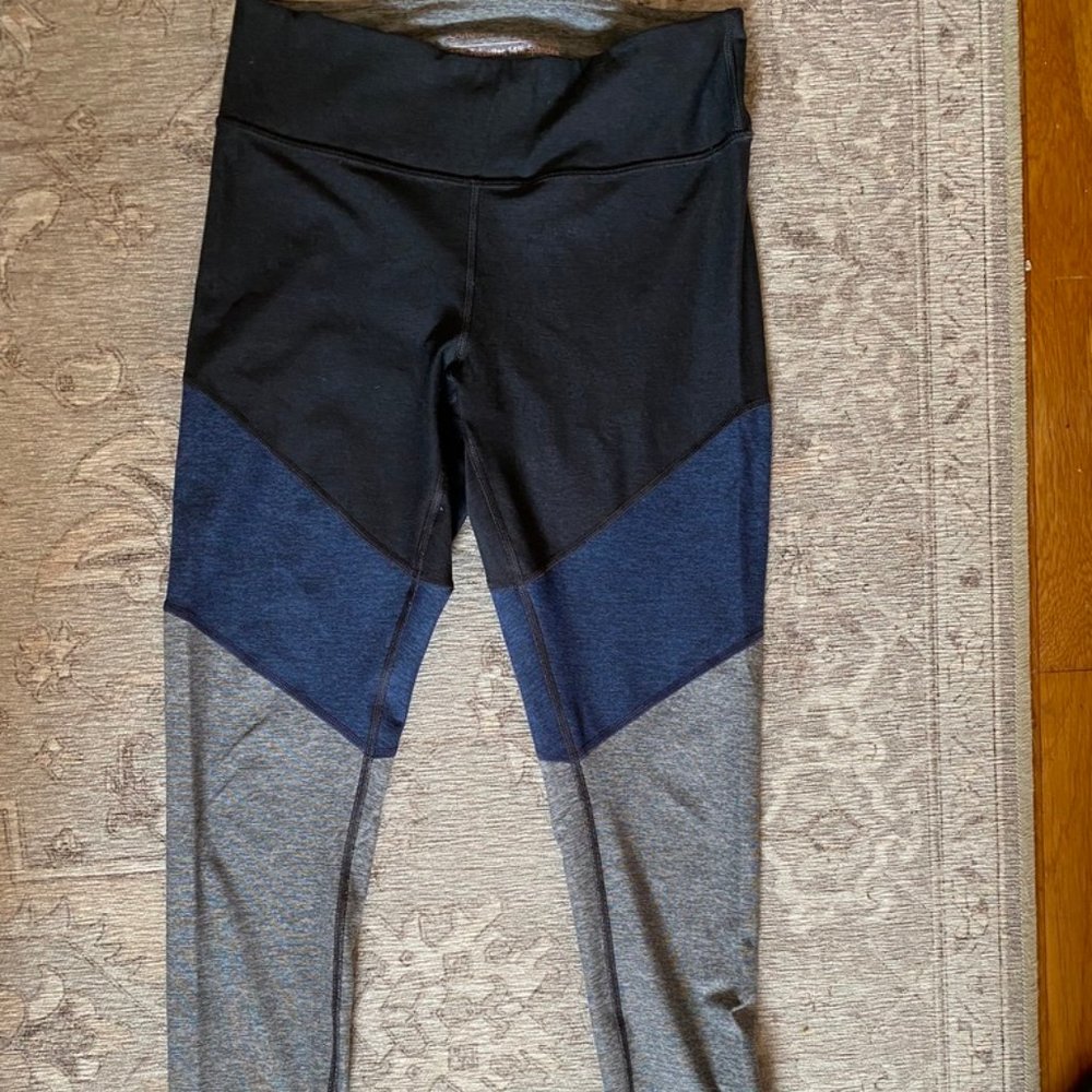 Outdoor Voices Leggins
